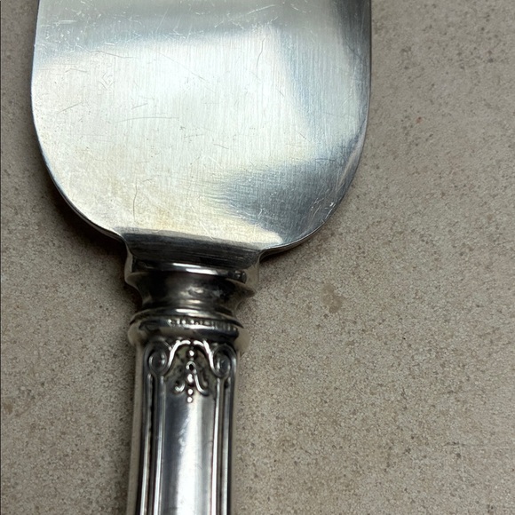 Sterling handled Cake Server - Picture 3 of 3